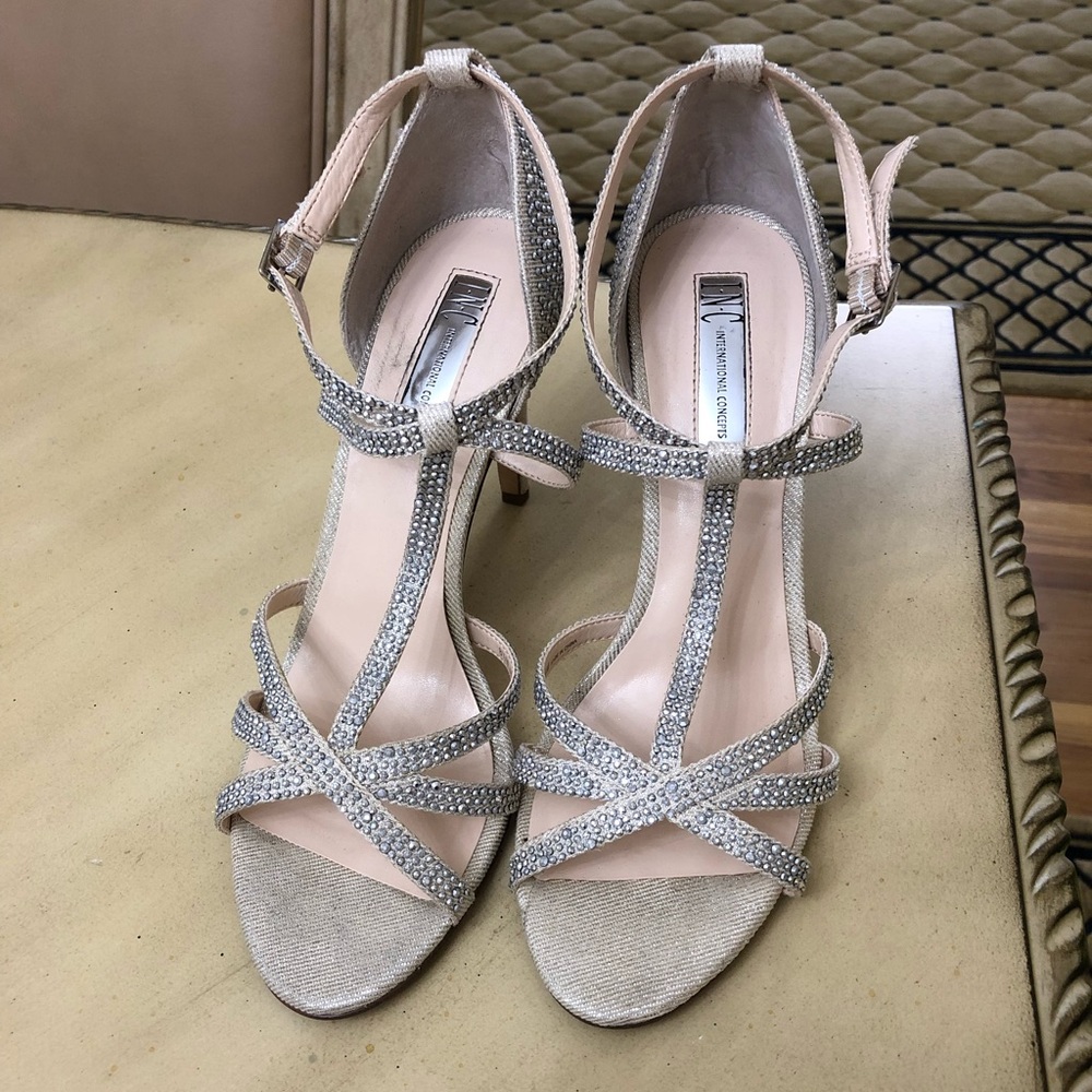 Womens INC Silver, Stoned Sandals/Shoes, Size 8.5